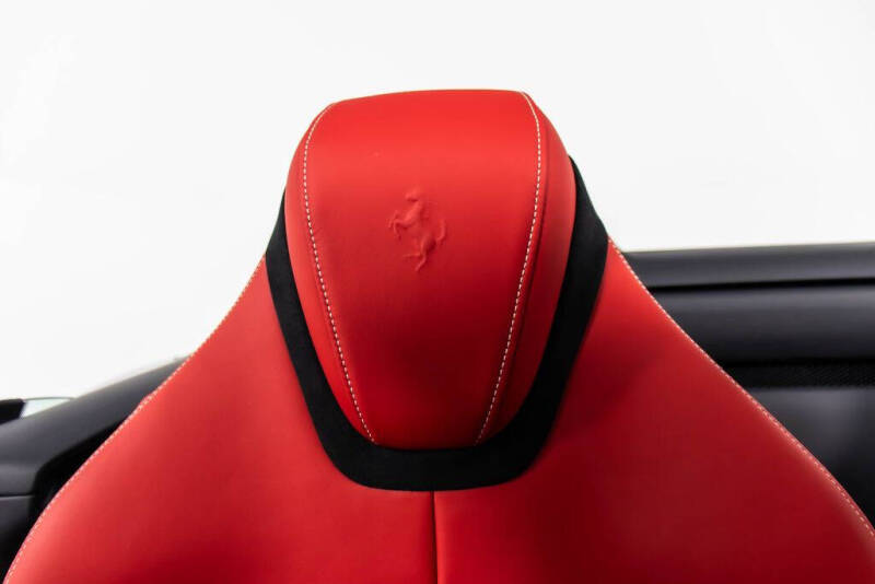 2025 Ferrari Roma Spider