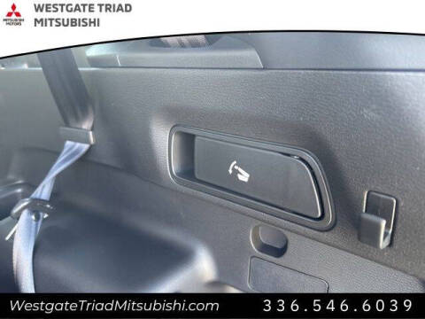 2025 Mitsubishi Outlander SE