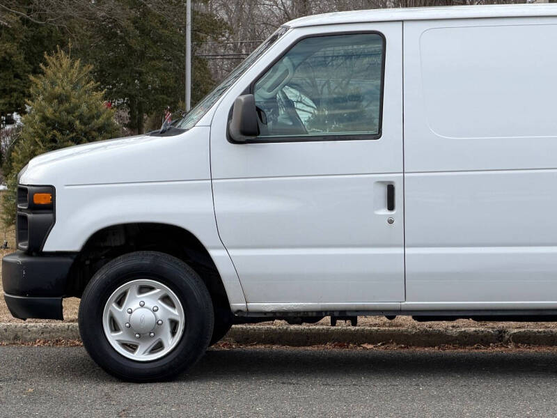 2011 Ford E-Series E-150