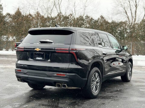 2024 Chevrolet Traverse LS