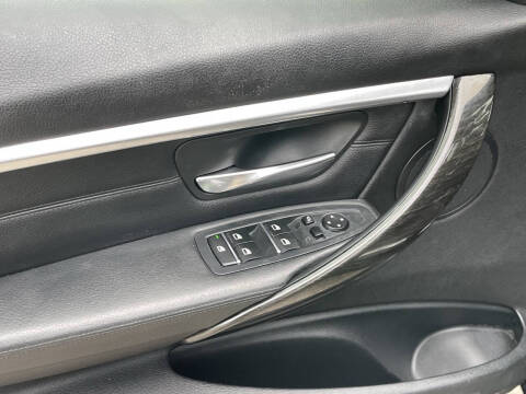 2016 BMW 3 Series 328i