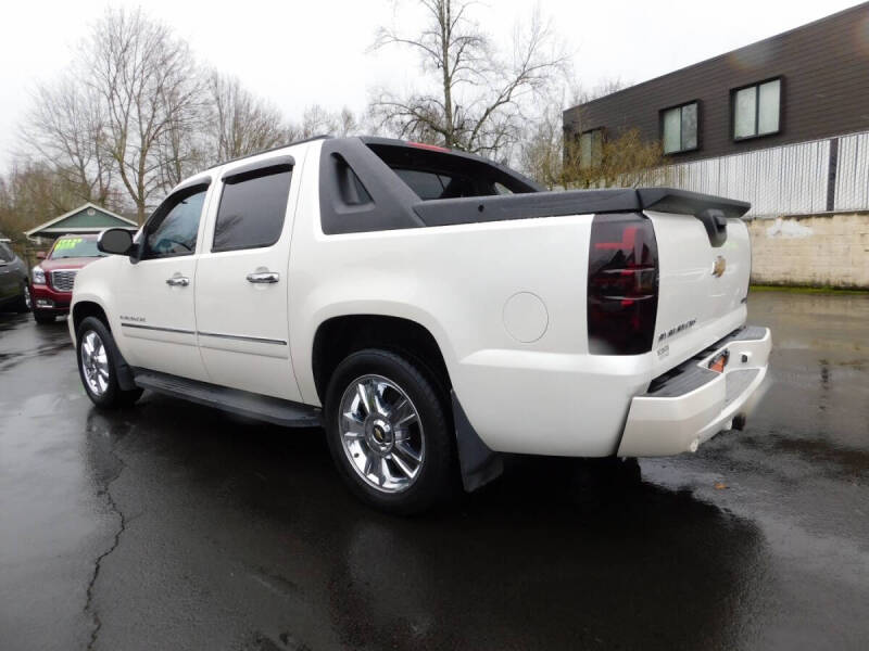2010 Chevrolet Avalanche LTZ