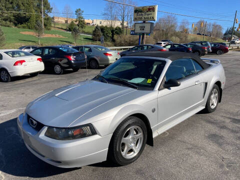 2004 Ford Mustang for sale at Ricky Rogers Auto Sales in Arden NC