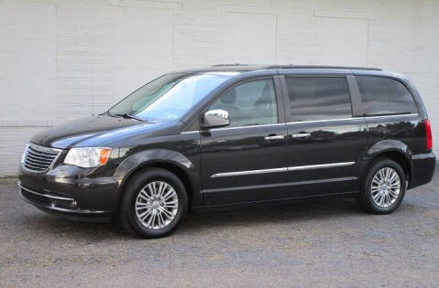 2015 Chrysler Town and Country for sale at Minerva Motors LLC in Minerva OH