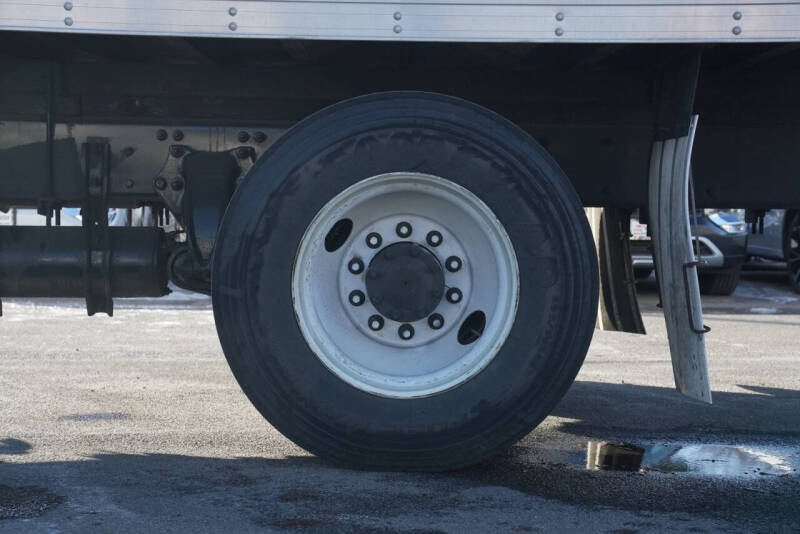 2015 Freightliner M2 106