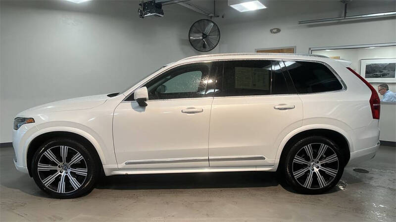 2022 Volvo XC90 T6 Inscription 7-Passenger