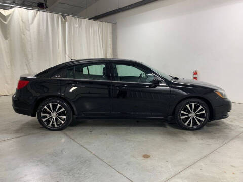 2014 Chrysler 200 Touring