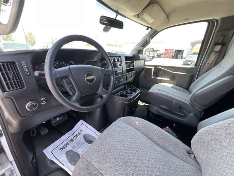 2018 Chevrolet Express 2500