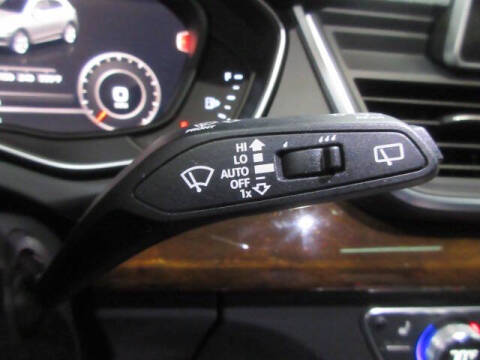 2018 Audi Q5 2.0T quattro Premium Plus