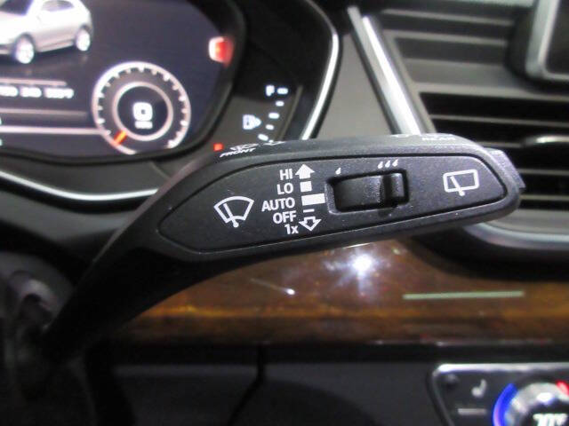 2018 Audi Q5 2.0T quattro Premium Plus