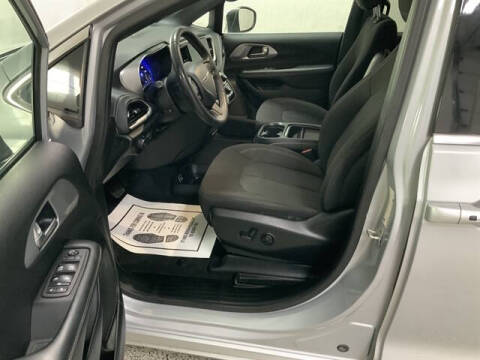 2023 Chrysler Pacifica Touring