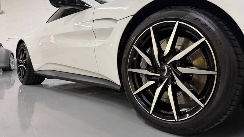 2019 Aston Martin Vantage