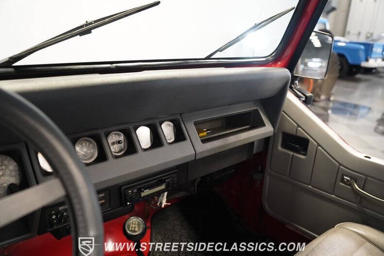 1989 Jeep Wrangler S