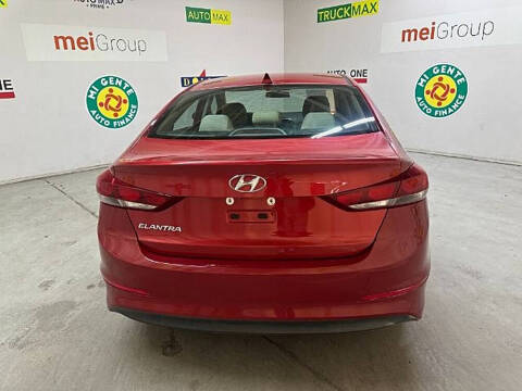 2018 Hyundai Elantra