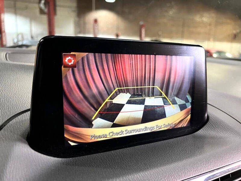 2017 Mazda MAZDA3 Grand Touring