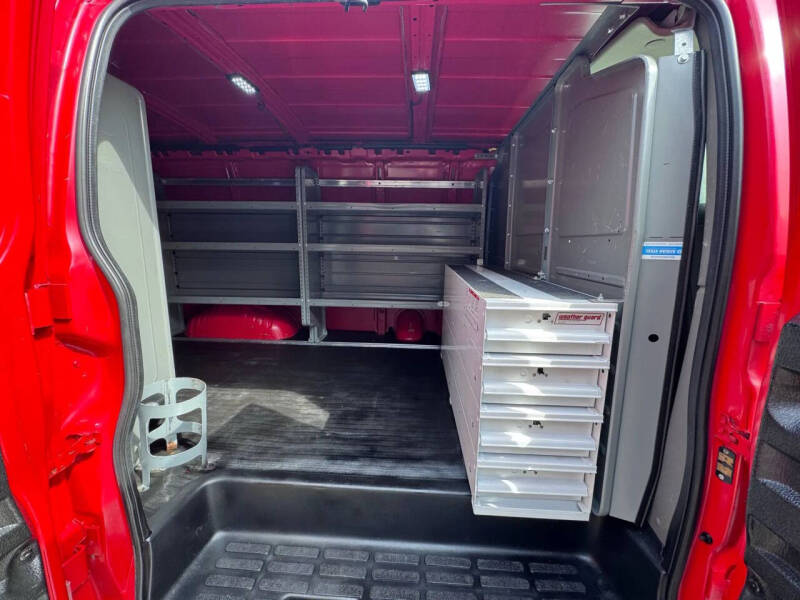 2017 GMC Savana 3500