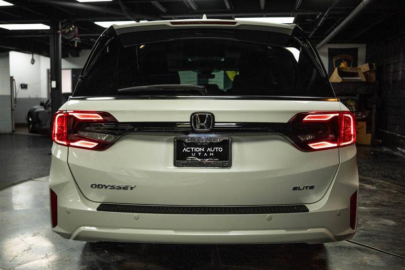 2025 Honda Odyssey Elite