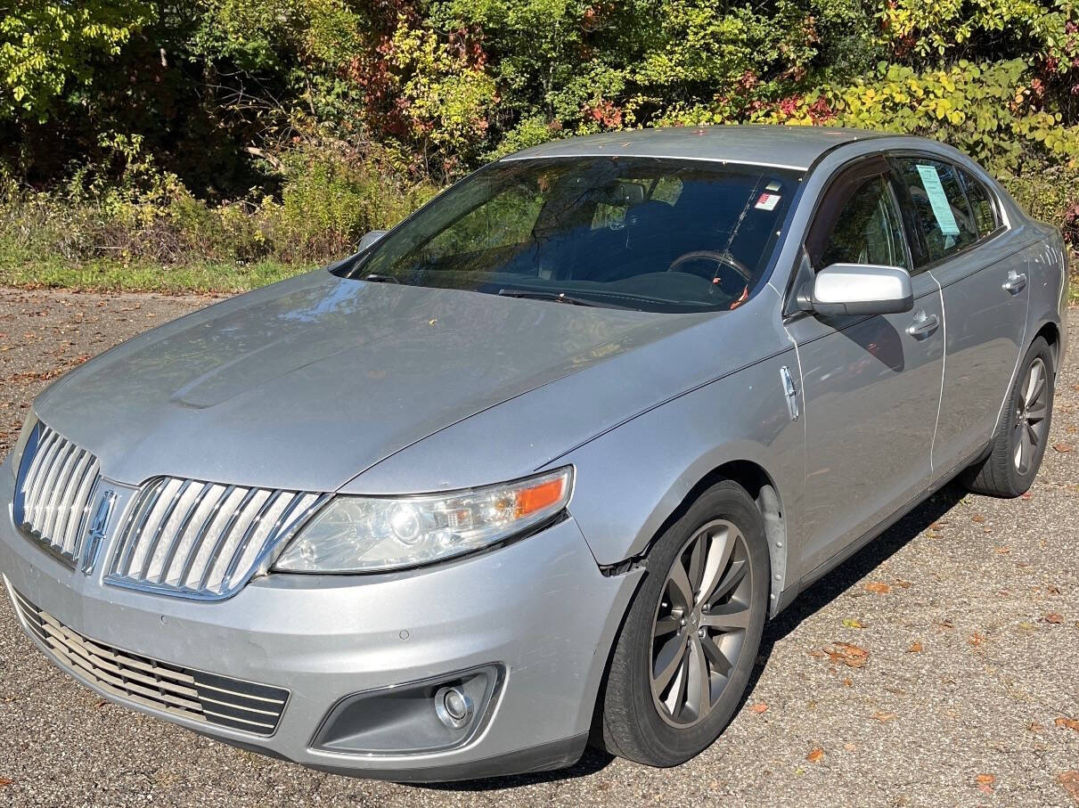 2010 Lincoln MKS for sale at HEARTLAND AUTO SALES in Indianapolis, IN