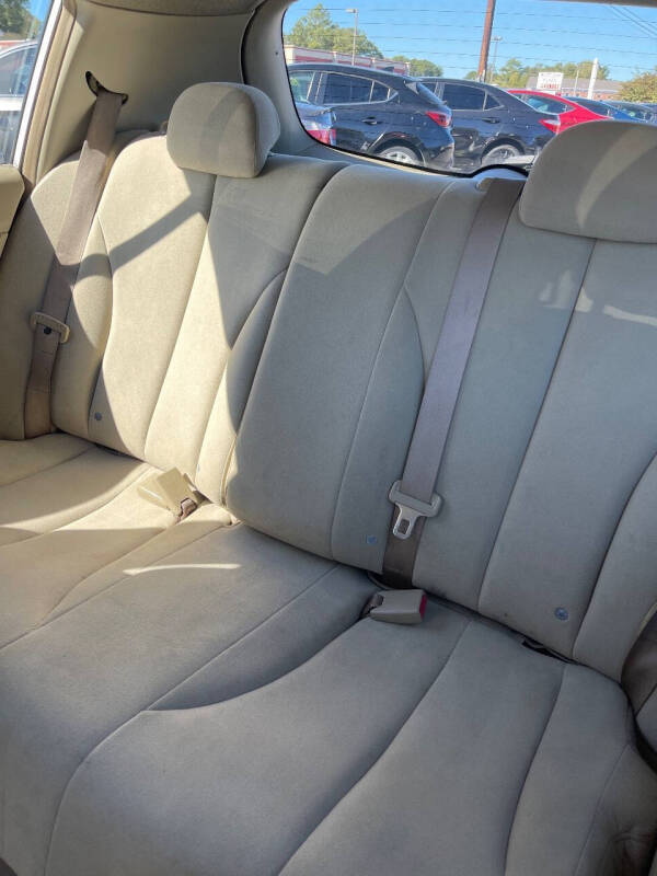 2009 Nissan Versa 1.8 S