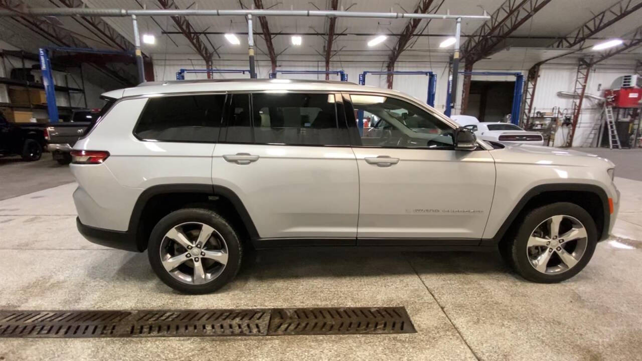 2022 Jeep Grand Cherokee L for sale at Victoria Auto Sales in Victoria, MN