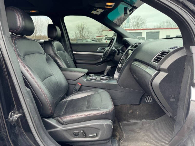 2016 Ford Explorer Sport