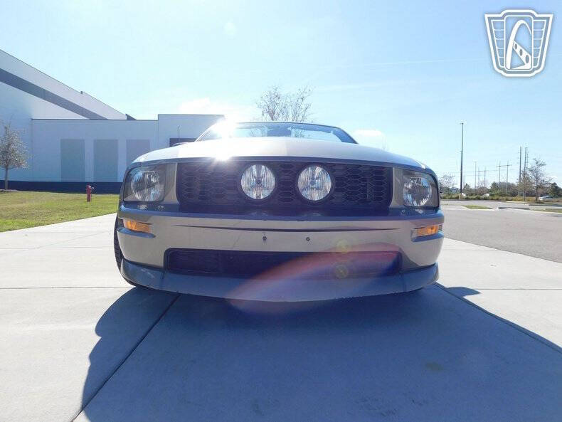 2005 Ford Mustang