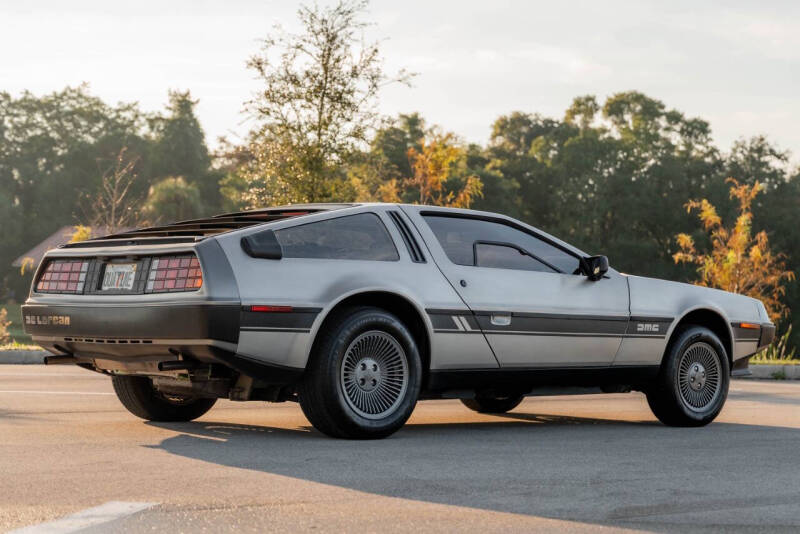 1981 DeLorean DMC-12