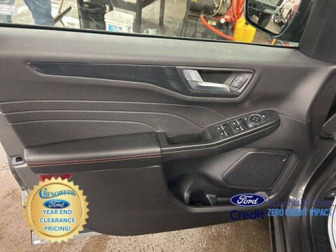 2026 Ford Escape Hybrid ST-Line Select