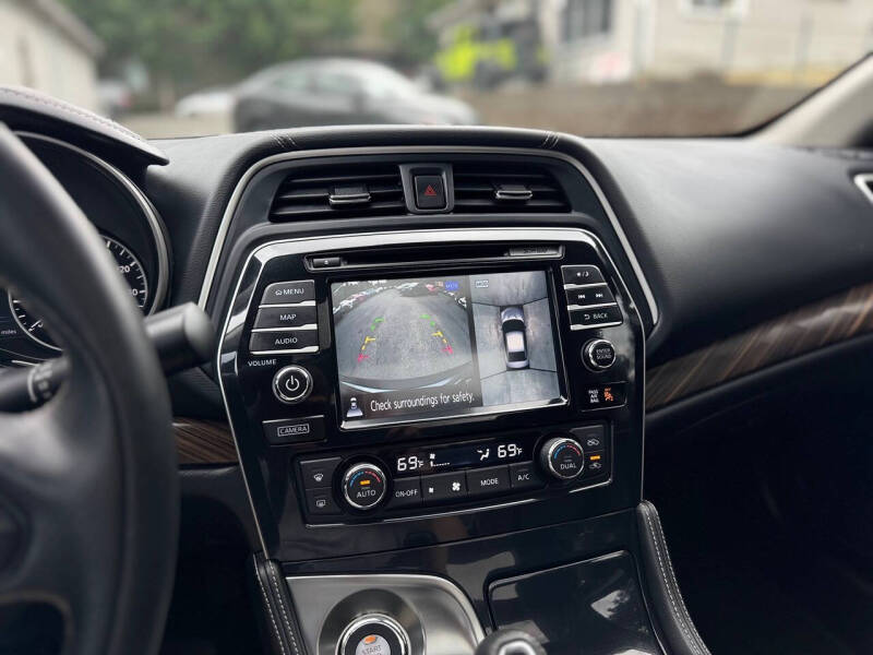 2018 Nissan Maxima Platinum