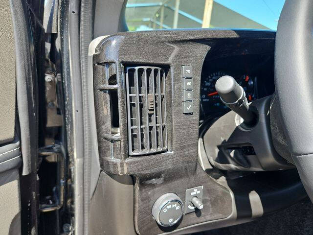 2026 GMC Savana 2500