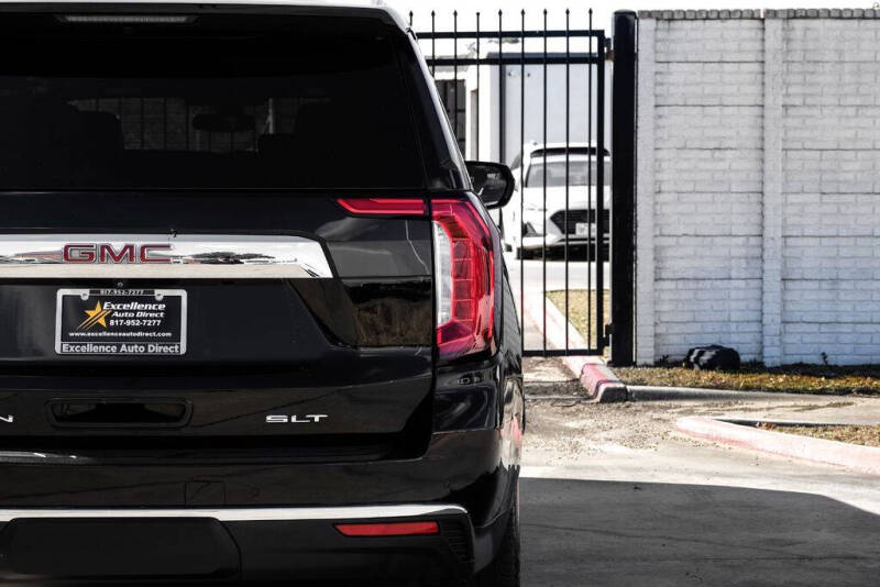 2022 GMC Yukon XL SLT