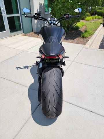 2022 Ducati XDiavel Dark Stealth
