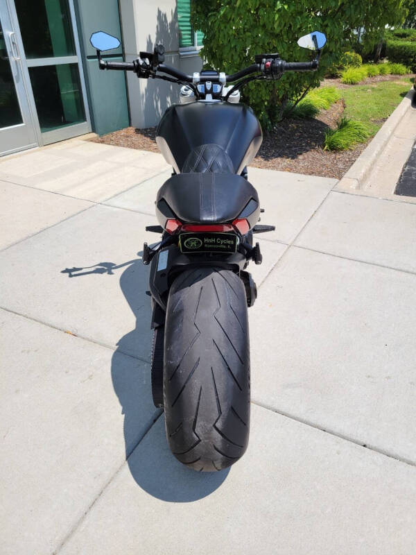 2022 Ducati XDiavel Dark Stealth