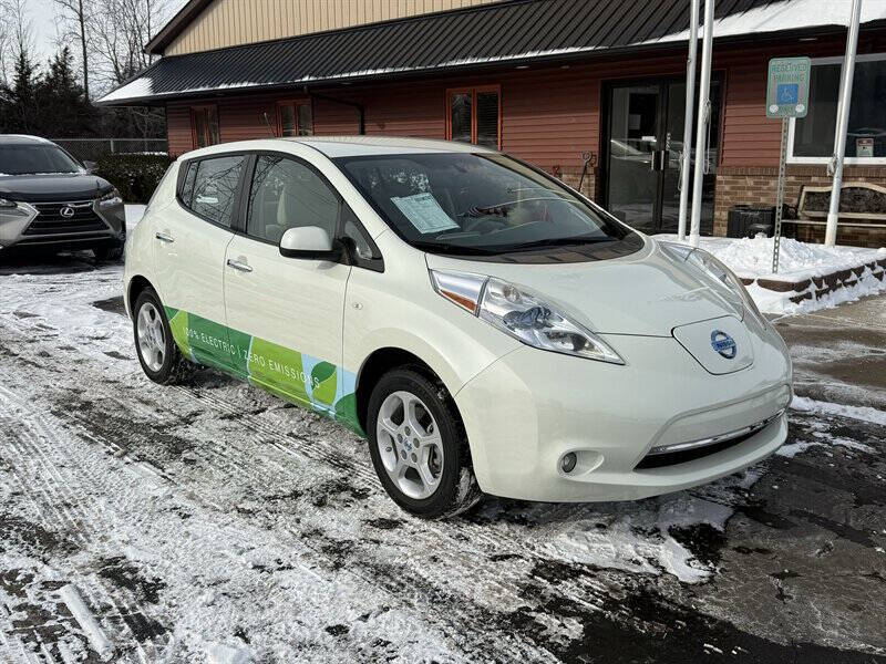 2011 Nissan LEAF SL