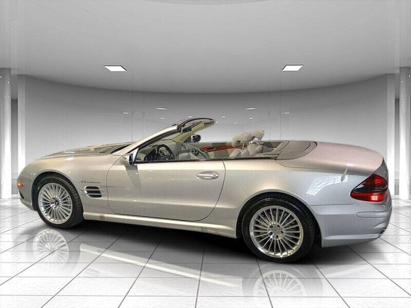 2005 Mercedes-Benz SL-Class 4