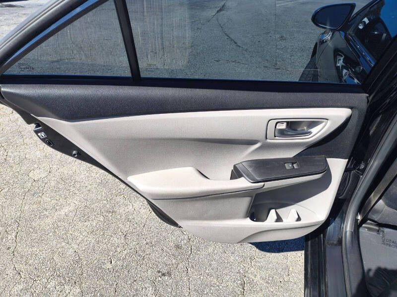 2015 Toyota Camry LE