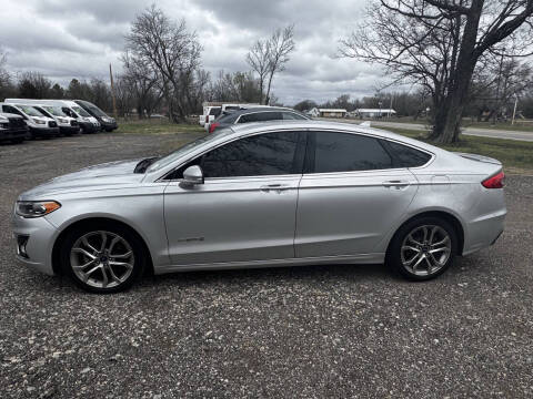 2019 Ford Fusion Hybrid for sale at Supreme Auto Sales II, LLC in Nowata OK