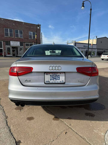 2015 Audi A4 2.0T quattro Premium