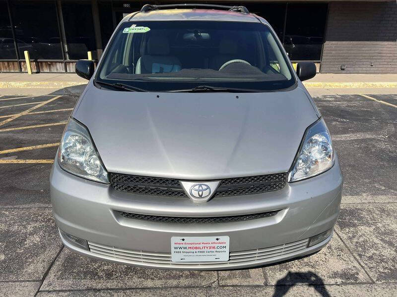 2004 Toyota Sienna