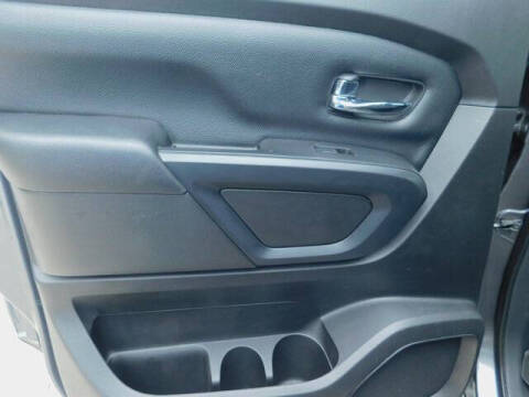 2018 Nissan Titan XD SV