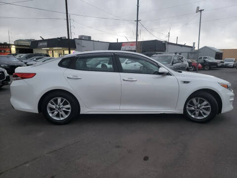 2016 Kia Optima LX