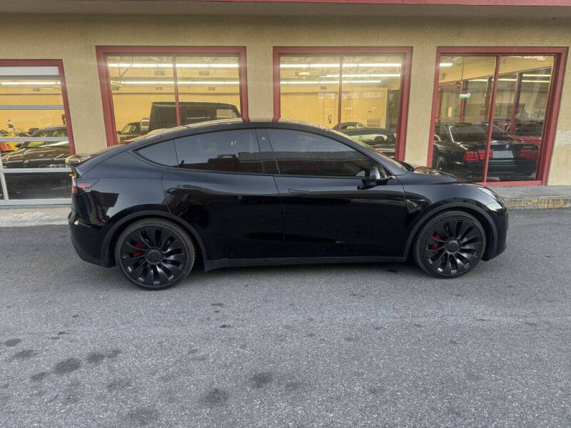 2023 Tesla Model Y Performance