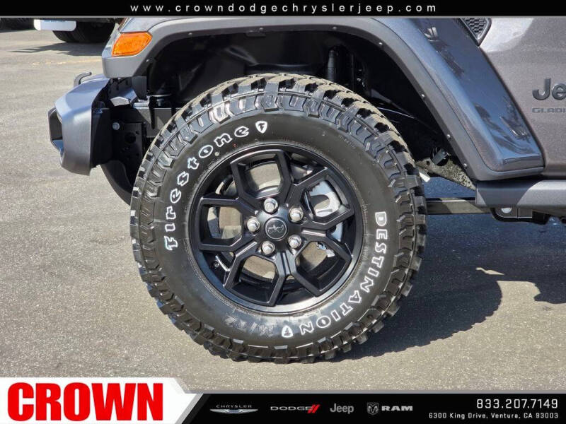 2025 Jeep Gladiator Willys