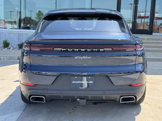 2025 Porsche Cayenne Coupe