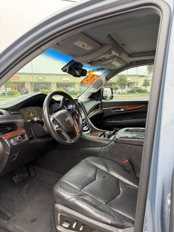 2015 Cadillac Escalade Premium