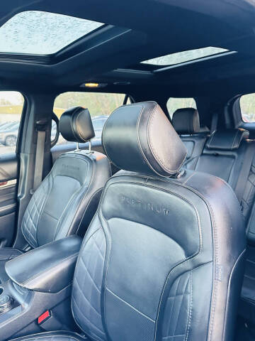 2017 Ford Explorer Platinum