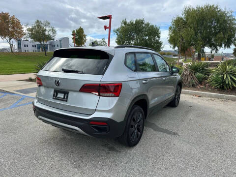 2022 Volkswagen Taos S