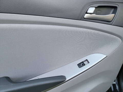 2017 Hyundai Accent Value Edition