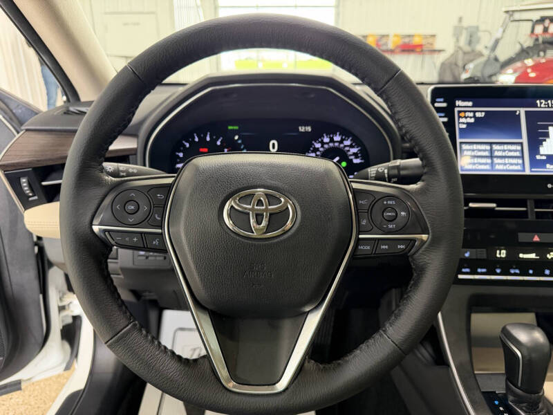 2021 Toyota Avalon XLE