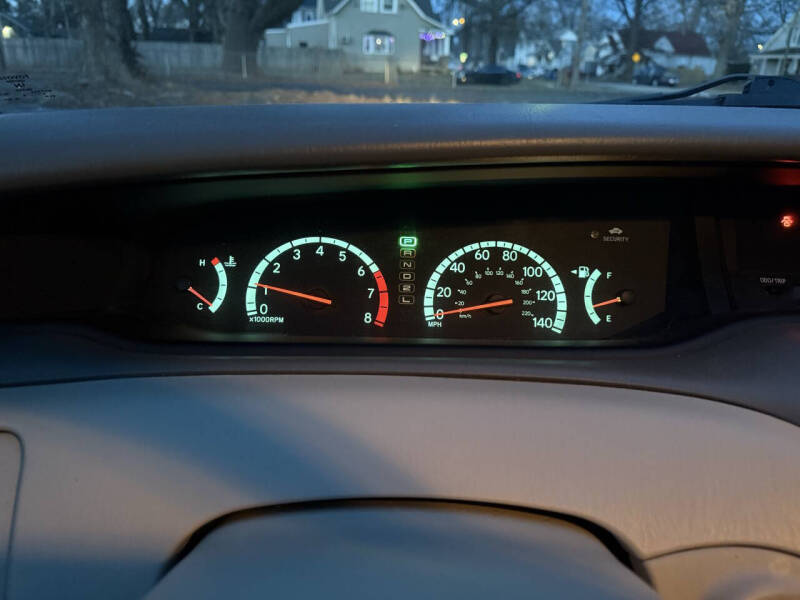 2002 Toyota Avalon XLS